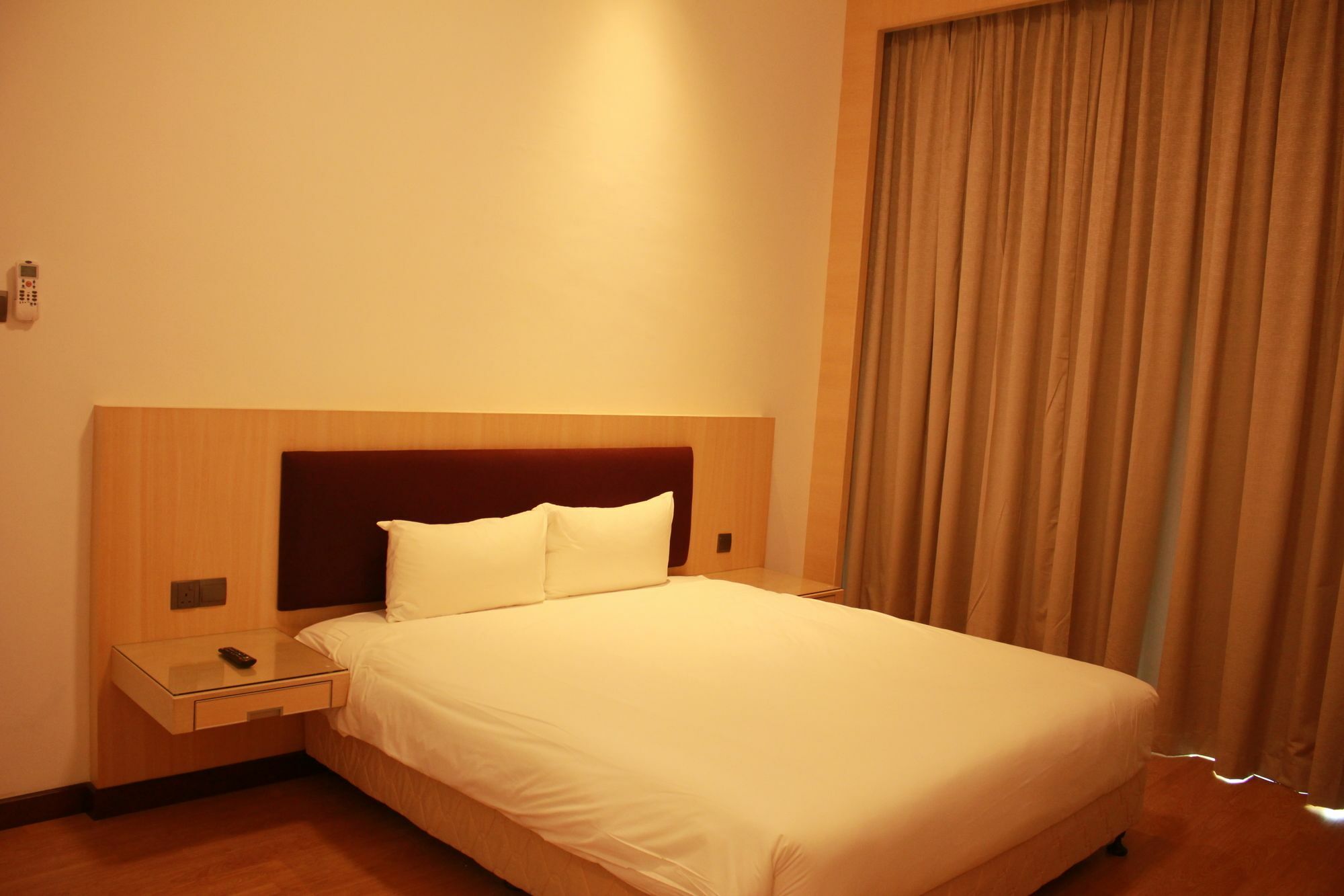 Imperial Suites Serviced Apartment Maong Bazaar Exterior foto